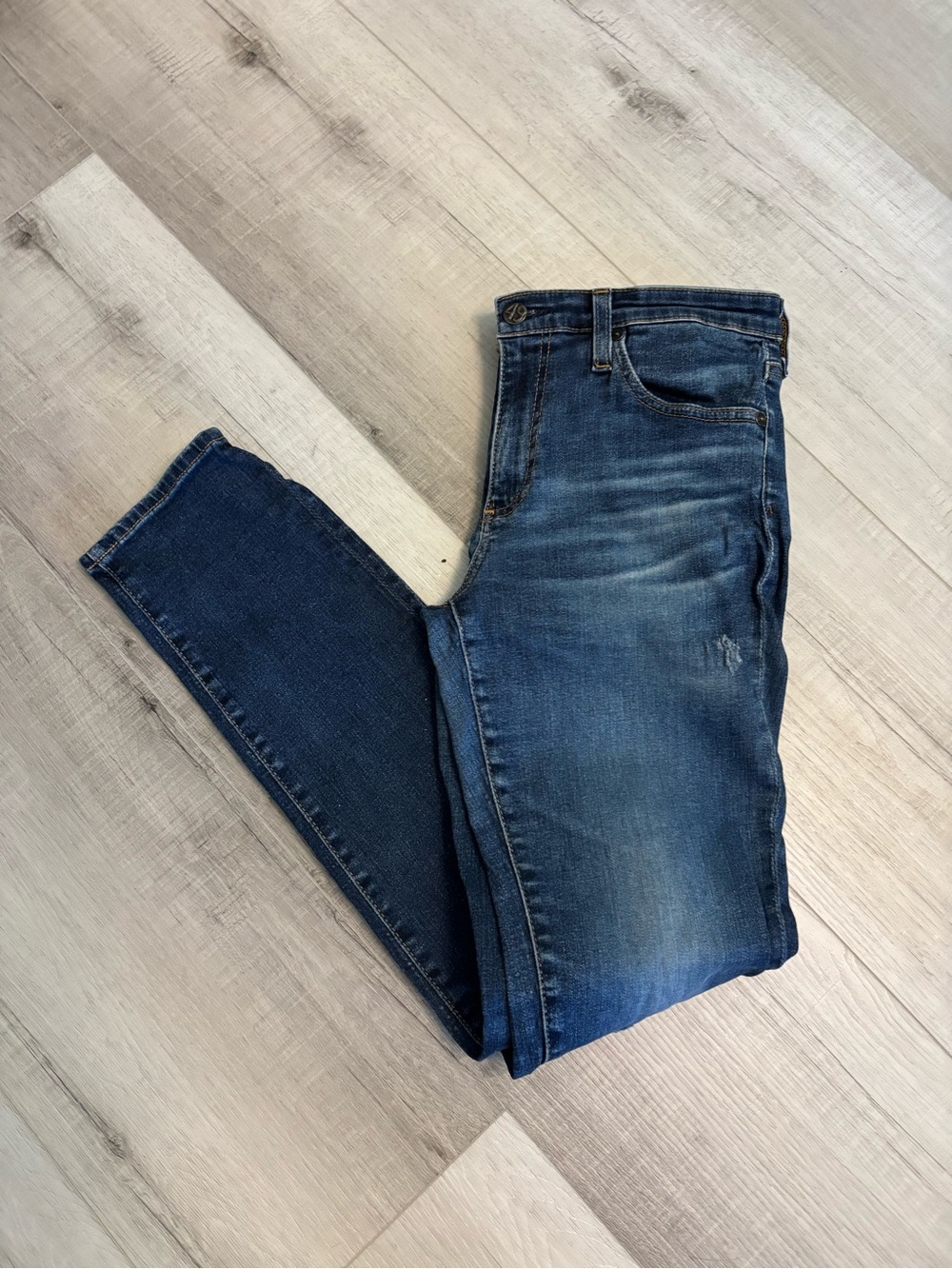 AG Adriano Goldschmied Prima Cigarette Leg Jeans Women’s 29R Distressed Stretch